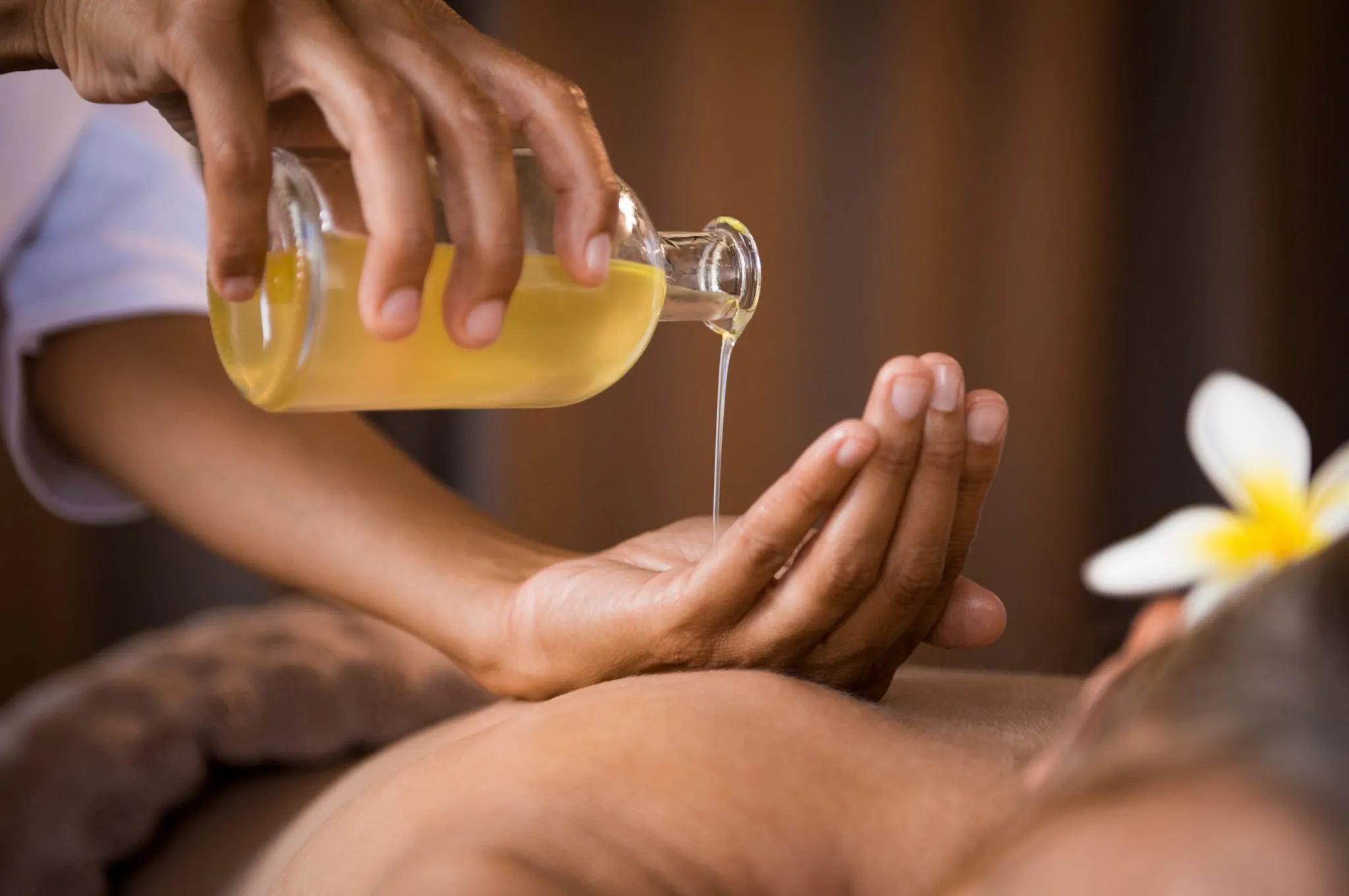 Selection of high-quality massage oils